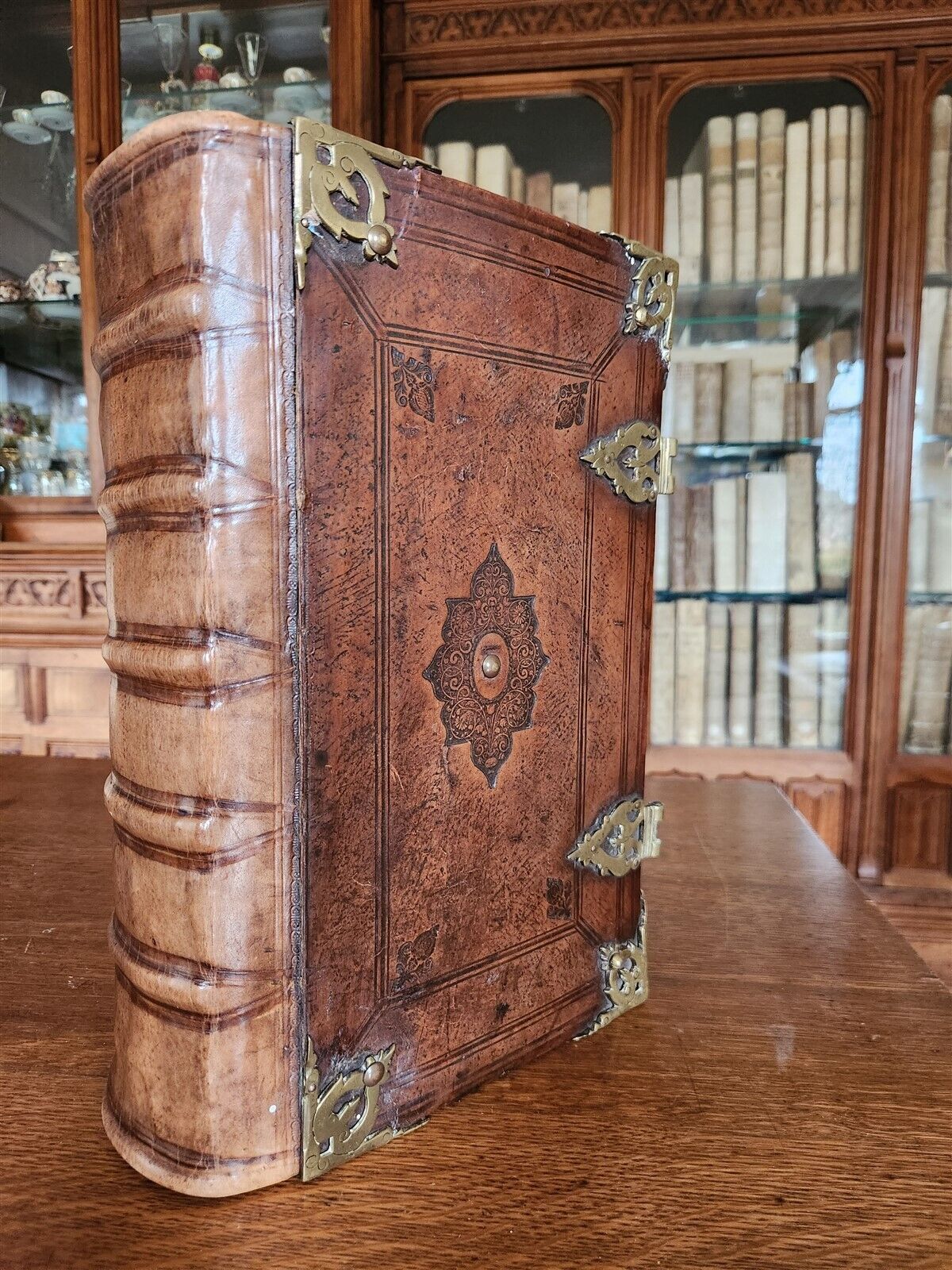 1738 BIBLE DUTCH BIBLIA MASSIVE FOLIO ILLUSTRATED antique