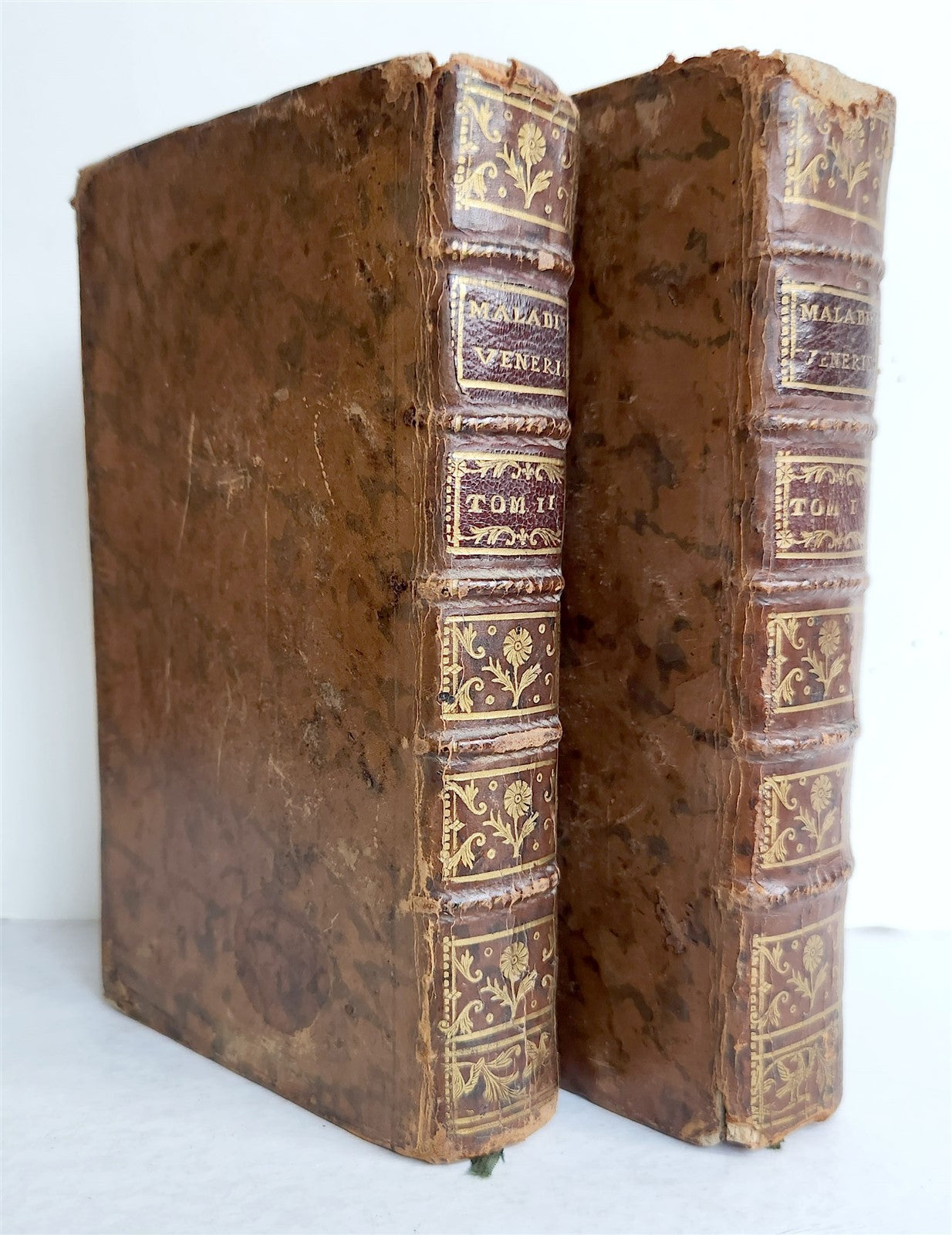 1755 TREATISE on VENERIAL DISEASES by Jean Astruc 2 VOLUMES antique in FRENCH