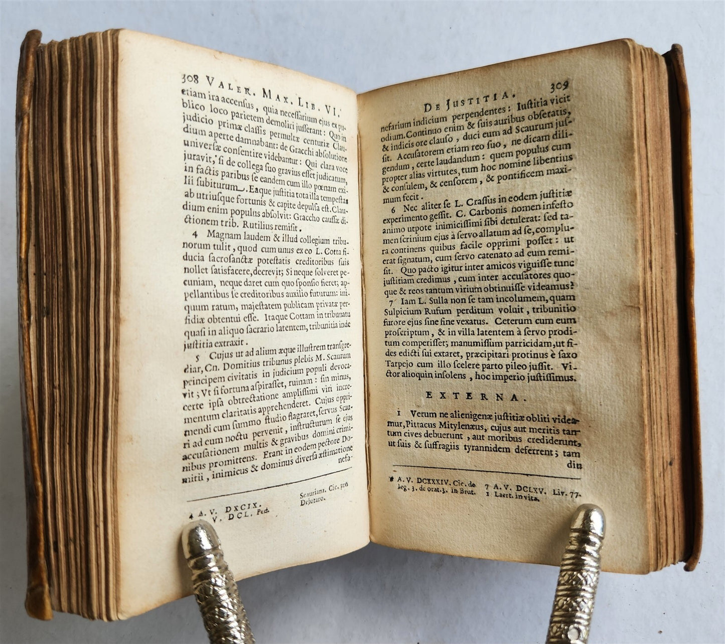 1690 VALERII MAXIMI Dictorum Factorumque Memorabilium antique VELLUM BINDING