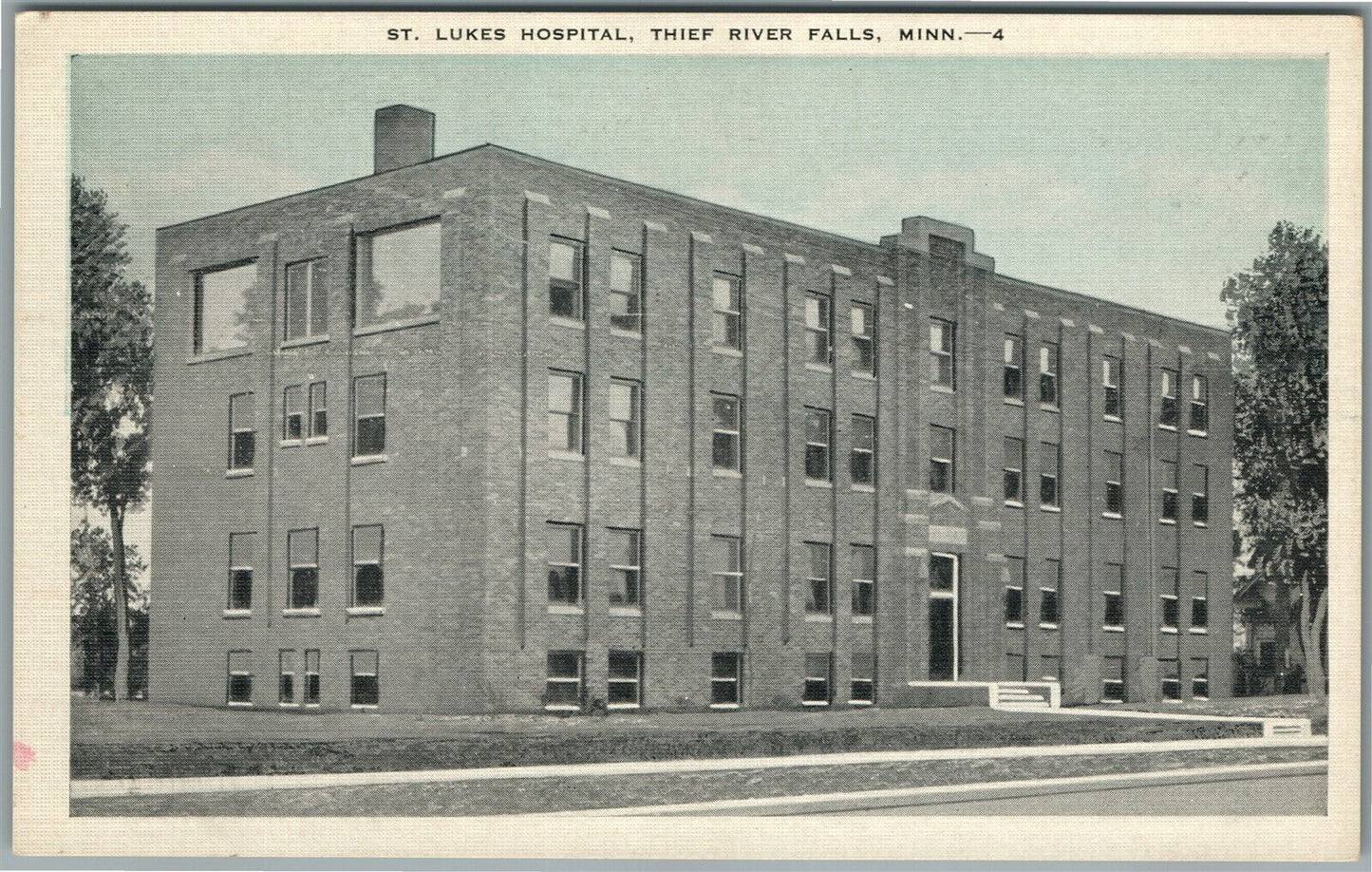 THIEF RIVER FALLS MN ST. LUKES HOSPITAL ANTIQUE POSTCARD