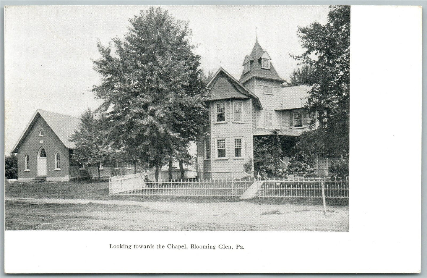 BLOOMING GLEN & PERKASIE BUCKS CO PA CHAPEL & RAILWAY STATION ANTIQUE POSTCARD