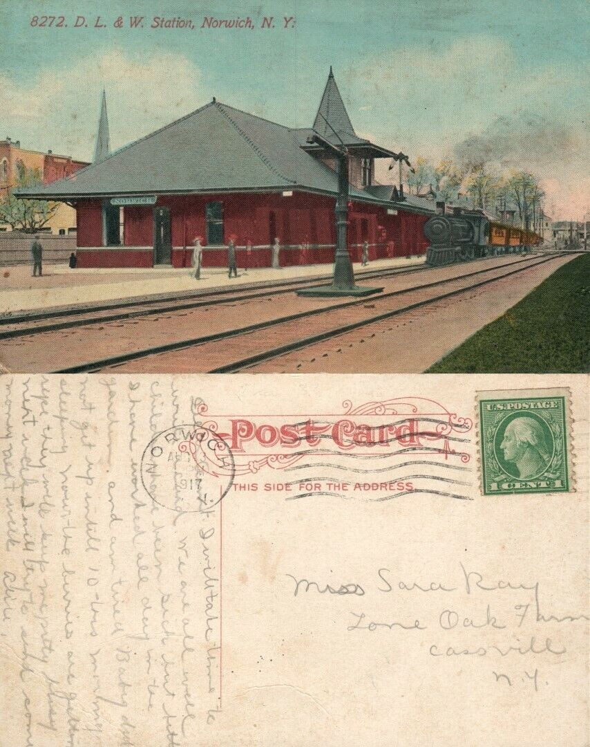 NORWICH N.Y. D.L. & W. RAILROAD STATION ANTIQUE 1917 POSTCARD railway depot