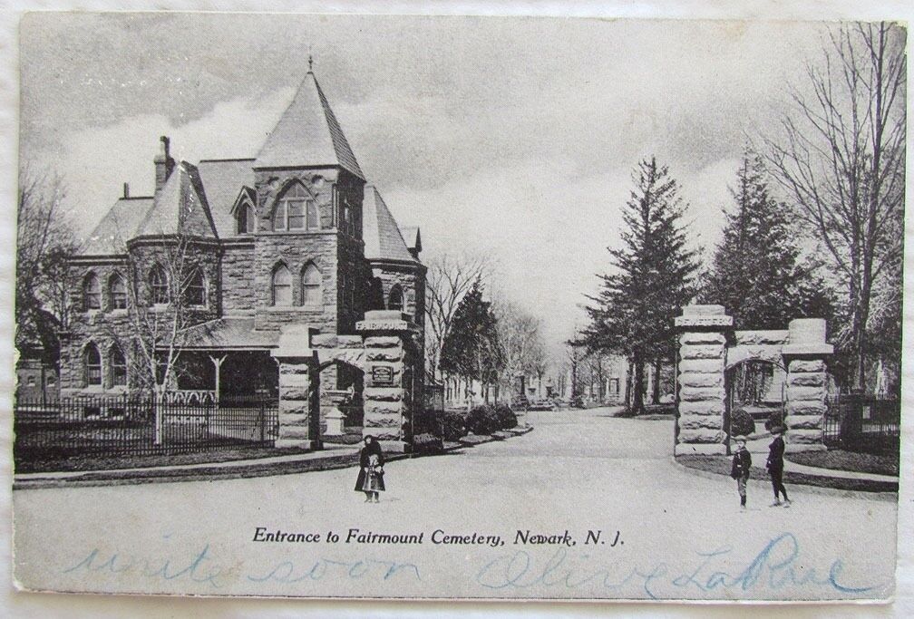 ANTIQUE UNDIVIDED POSTCARD ENTRANCE TO FAIRMOUNT CEMETERY NEWARK N.J.