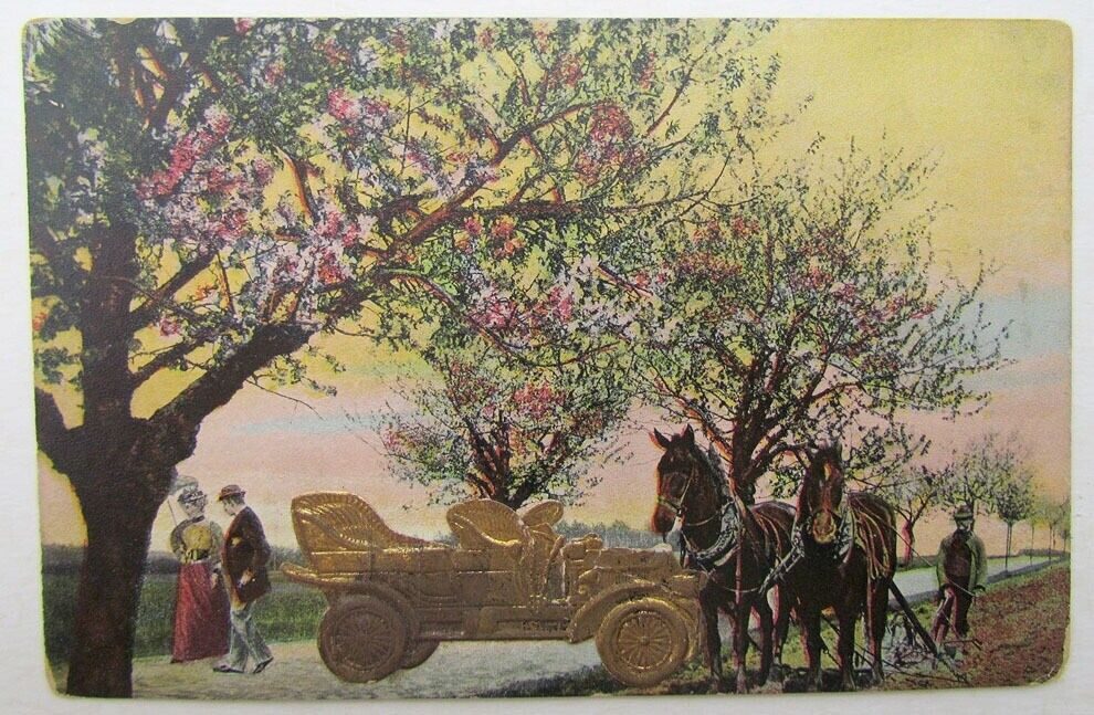 VINTAGE POSTCARD EMBOSSED OLD CAR & HORSES