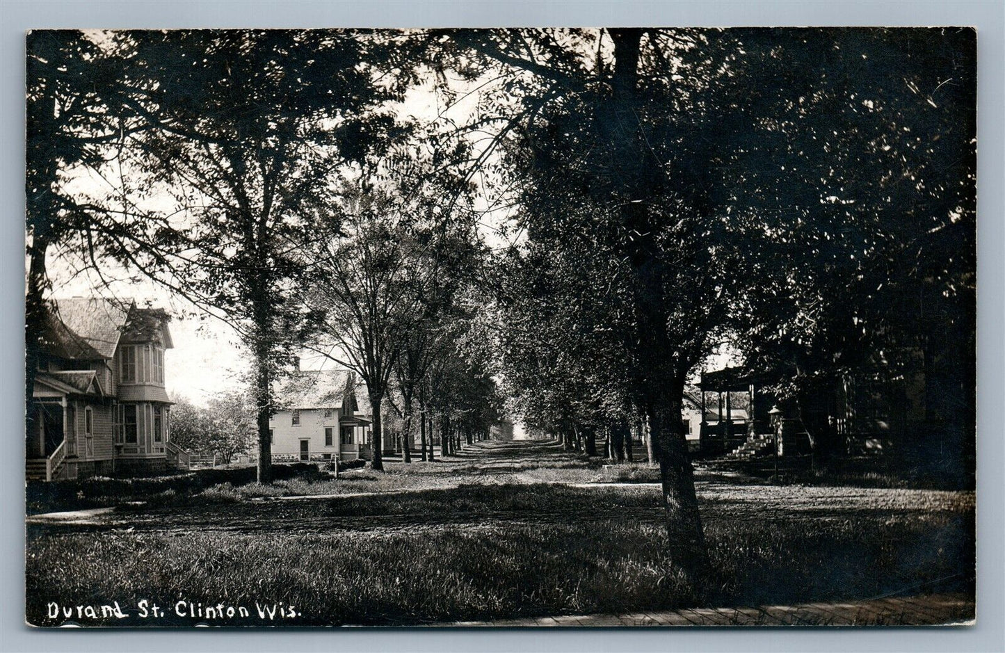 CLINTON WI DURAND STREET 1909 ANTIQUE REAL PHOTO POSTCARD RPPC