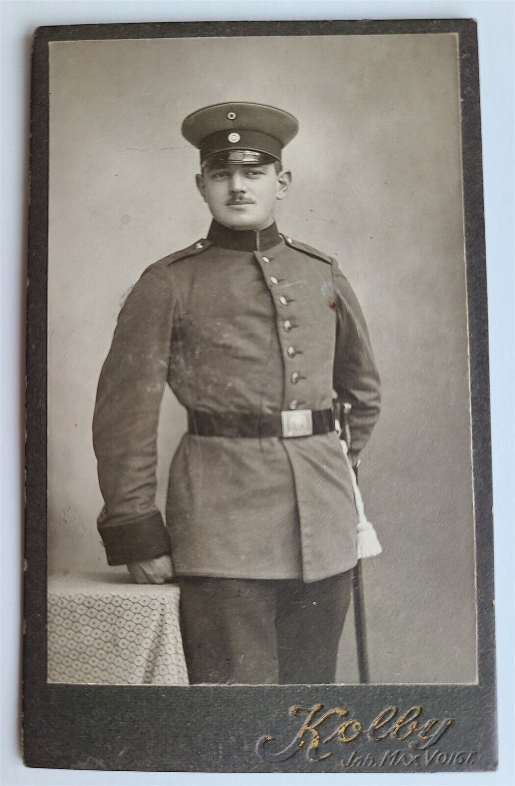 GERMAN SOLDIER w/ SWORD WWI ERA ANTIQUE CDV PHOTO