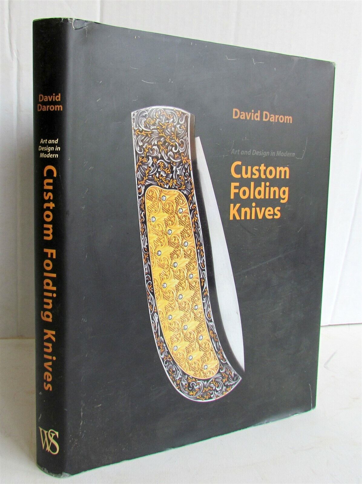 CUSTOM FOLDING KNIVES by DAVID DAROM ILLUSTRATED ART BOOK