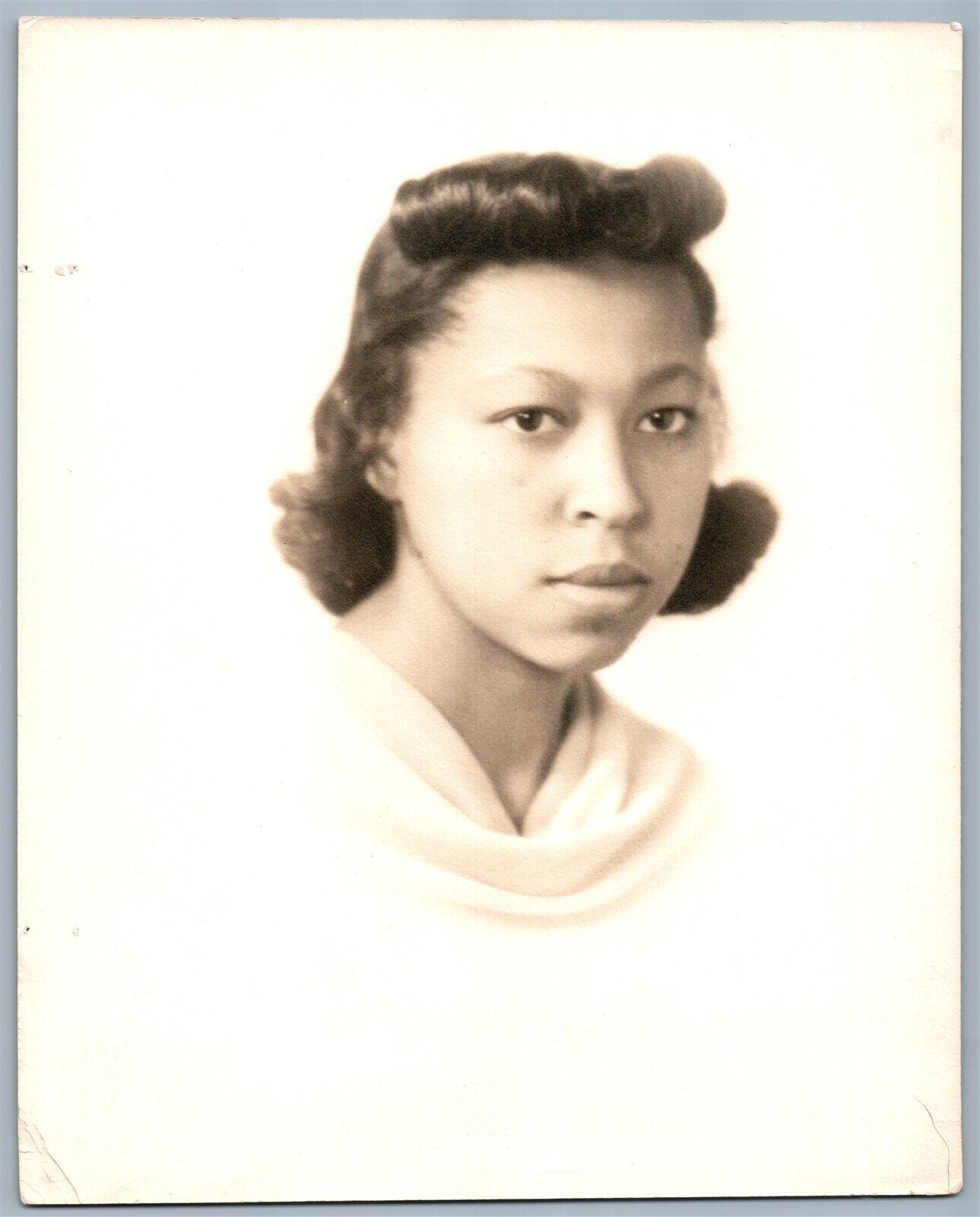 BLACK AMERICANA YOUNG LADY VINTAGE PHOTO 8 x 9 3/4"