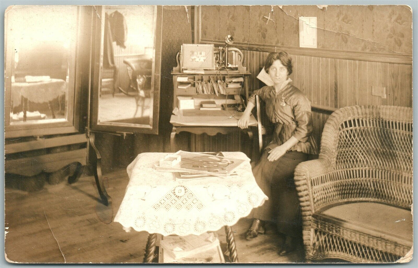 ROOM INTERIOR w/ LADY ANTIQUE REAL PHOTO POSTCARD RPPC