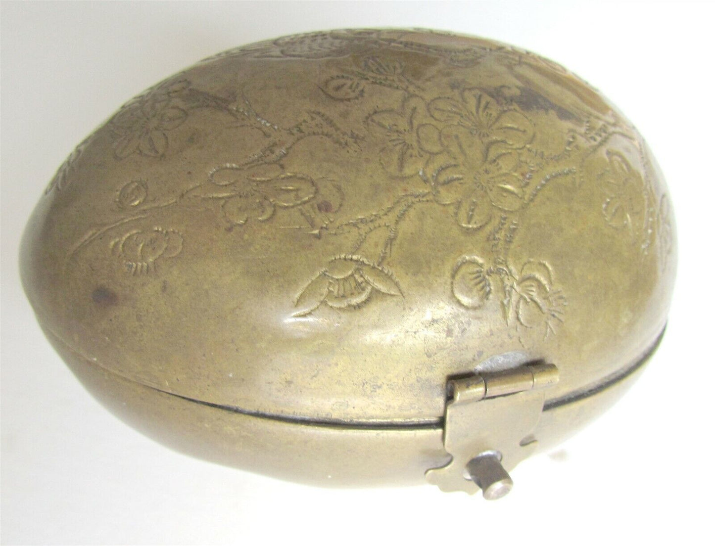 HONG KONG MADE VINTAGE BRASS EGG SHAPE CONTAINER marked box BIRD DESIGN