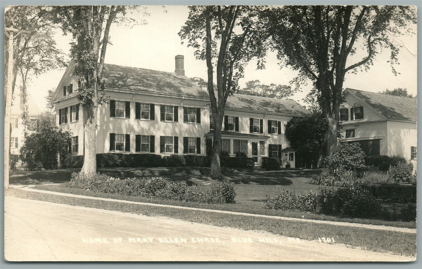 BLUE HILL ME HOME OF MARY ELLEN CHASE ANTIQUE REAL PHOTO POSTCARD RPPC