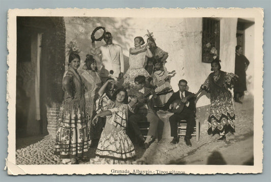 SPAIN GRANADA ALBAYZIN TIPOS GITANOS VINTAGE REAL PHOTO POSTCARD RPPC w/ STAMP