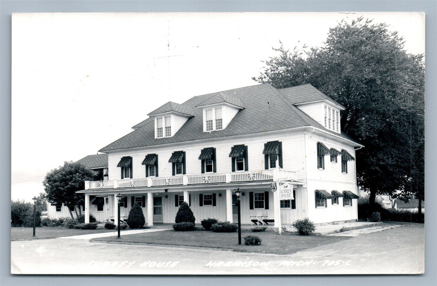 CURREY HOUSE HARRISON MI VINTAGE REAL PHOTO POSTCARD RPPC