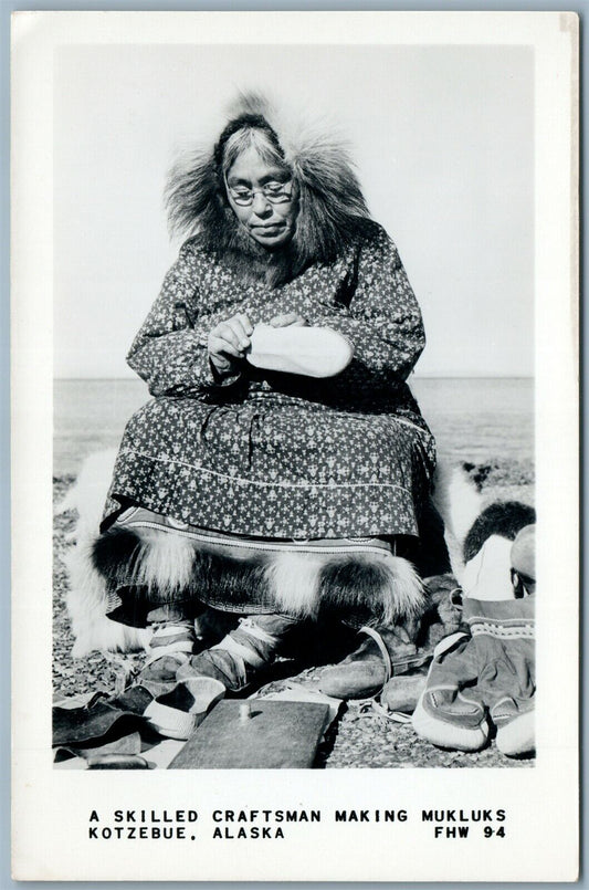 KOTZEBUE AK INDIAN CRAFTSMAN MAKING MIKLUKS VINTAGE REAL PHOTO POSTCARD RPPC