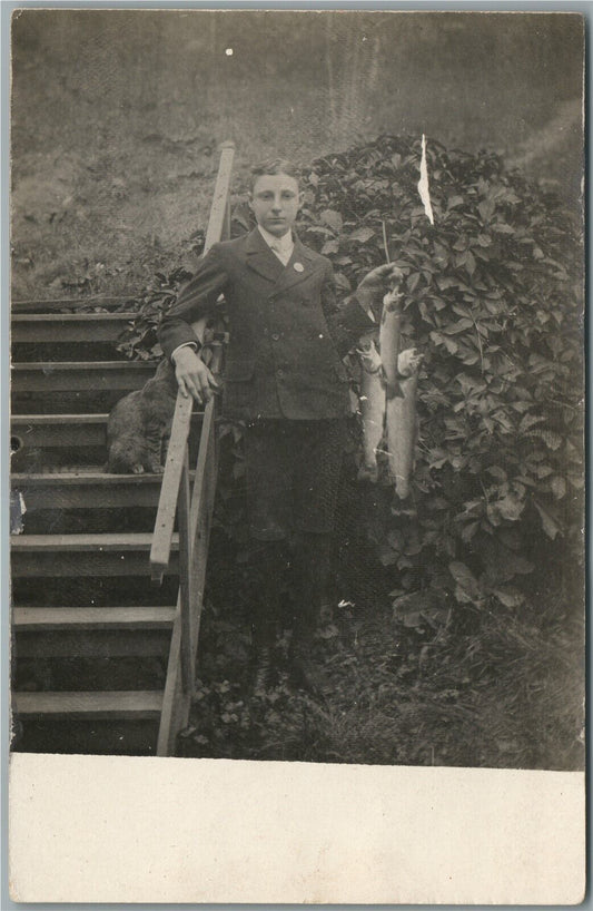 FISHERMAN ANTIQUE REAL PHOTO POSTCARD RPPC