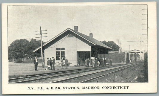 MADISON CT RAILROAD STATION RAILWAY TRAIN DEPOT ANTIQUE POSTCARD