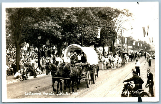 BATTLE CREEK MI 1931 CENTENNIAL PARADE VINTAGE REAL PHOTO POSTCARD RPPC