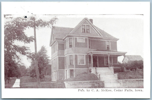 CEDAR FALLS IA STREET VIEW ANTIQUE POSTCARD