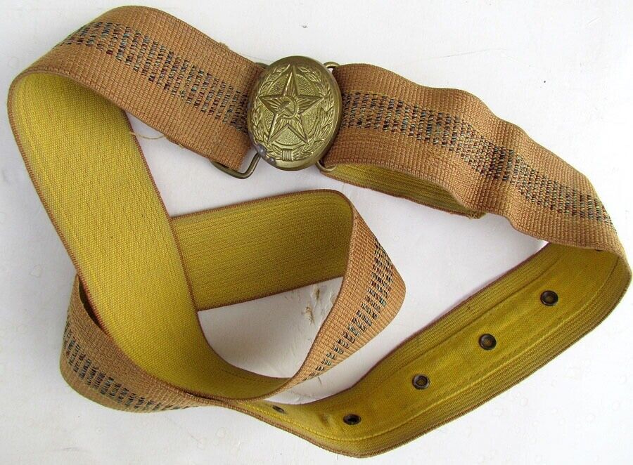 1982 RUSSIAN SOVIET ARMY OFFICER MILITARY PARADE UNIFORM BELT