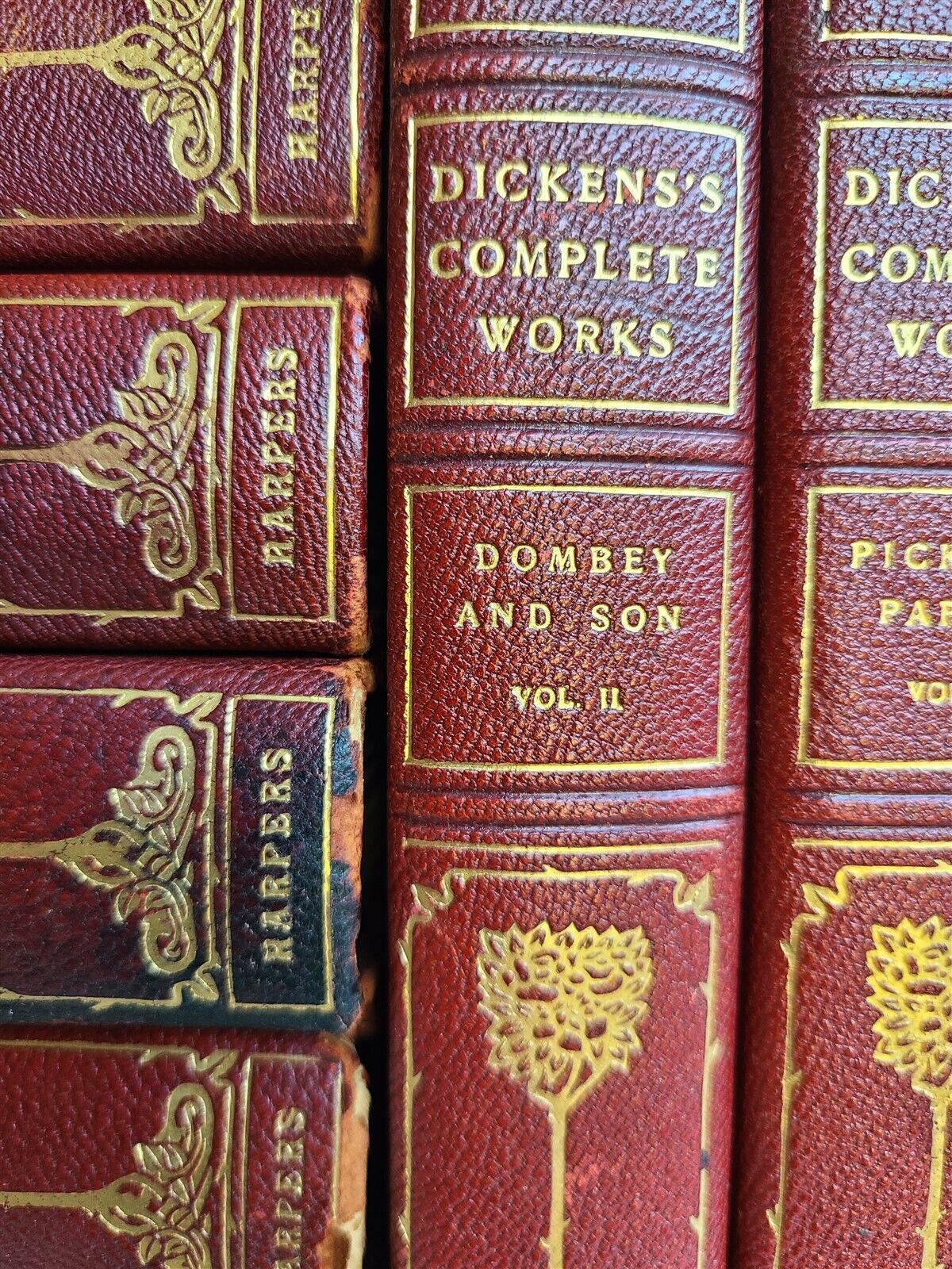 1900 COMPLETE WORKS of CHARLES DICKENS antique 30 VOLUMES in ENGLISH