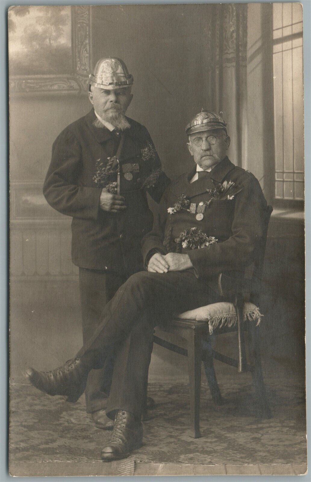 WWI VETERANS in METAL HELMETS ANTIQUE REAL PHOTO POSTCARD RPPC