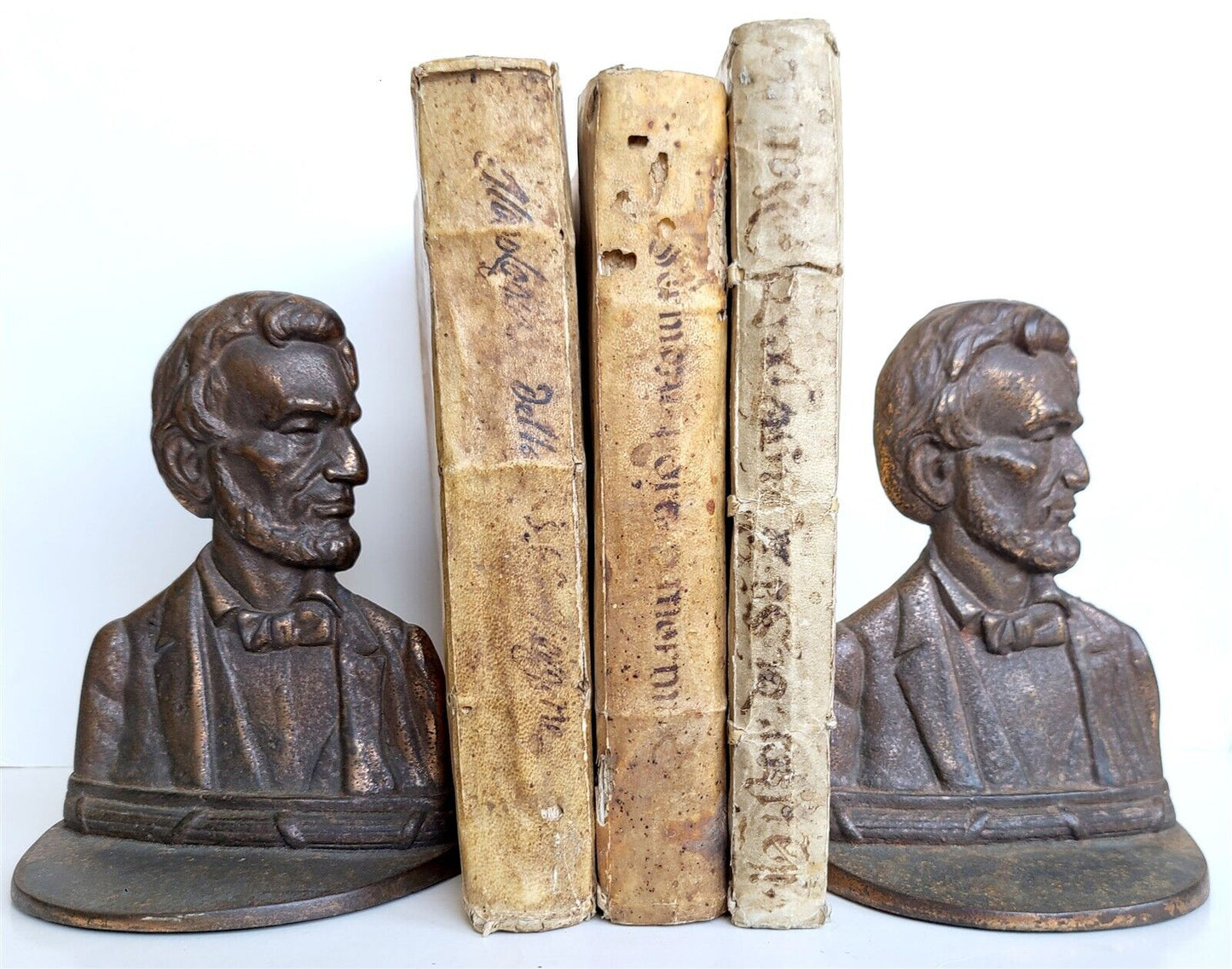 1927 PAIR OF antique CAST IRON ABRAHAM LINCOLN BOOKENDS