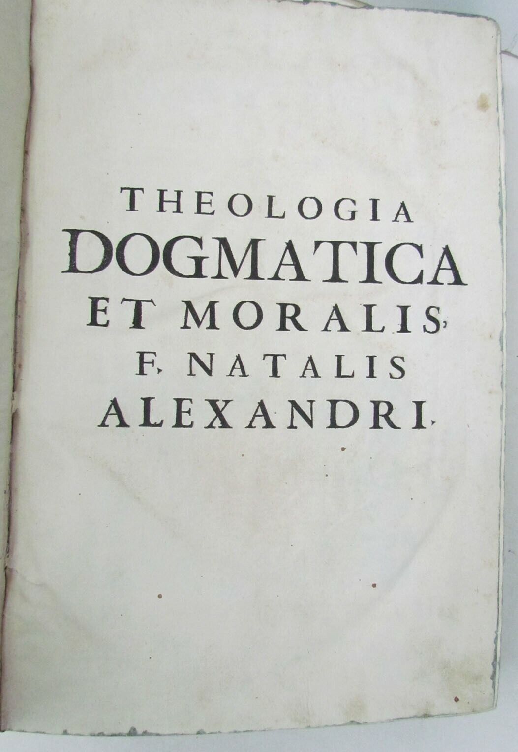 1698 2 VOLUMES ANTIQUE VELLUM FOLIOS 9.5  x 13.5'' THEOLOGIA DOGMATICA