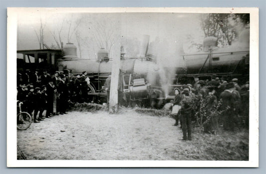 RAILROAD TRAIN ACCIDENT VINTAGE REAL PHOTO POSTCARD RPPC railway WRECK