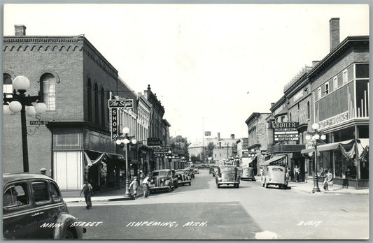 ISHPEMING MI MAIN STREET VINTAGE REAL PHOTO POSTCARD RPPC