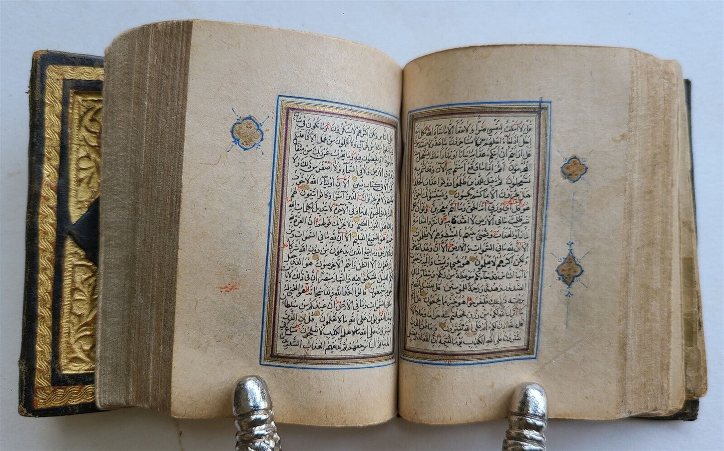 early 19th CENTURY MANUSCRIPT KORAN ISLAMIC antique ILLUMINATED small QURAN