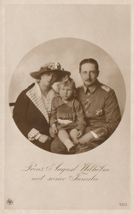 PRINCE AUGUST WILHELM VON PREUSSEN w/ FAMILY ANTIQUE REAL PHOTO POSTCARD RPPC