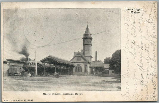 SKOWHEGAN ME RAILROAD STATION RAILWAY DEPOT ANTIQUE POSTCARD