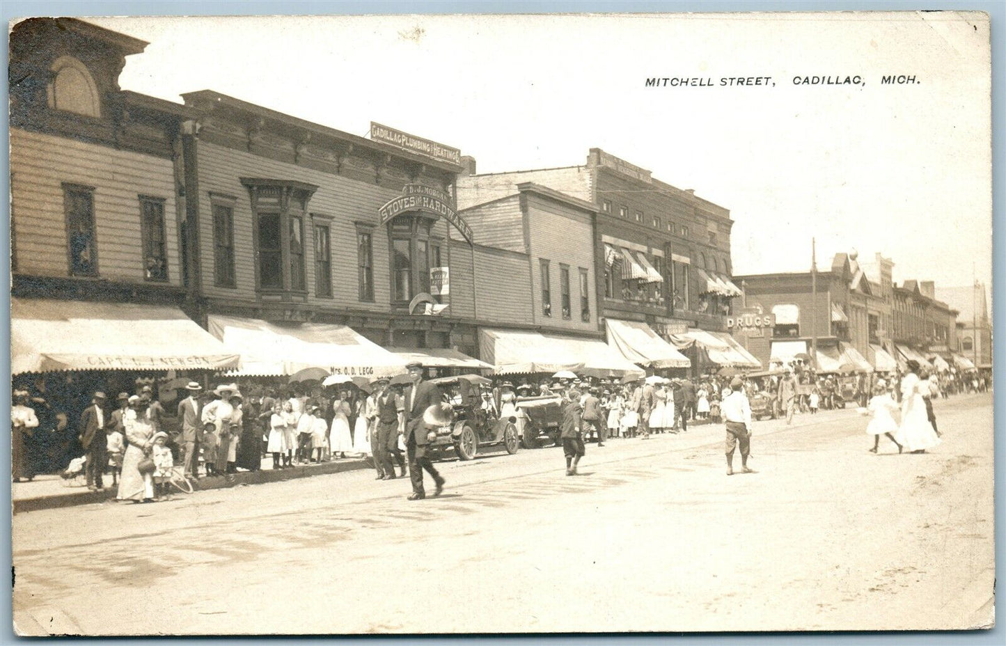 CADILLAC MI MITCHELL STREET ANTIQUE REAL PHOTO POSTCARD RPPC