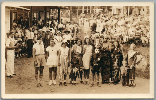 DRESS SHOW ANTIQUE REAL PHOTO POSTCARD RPPC