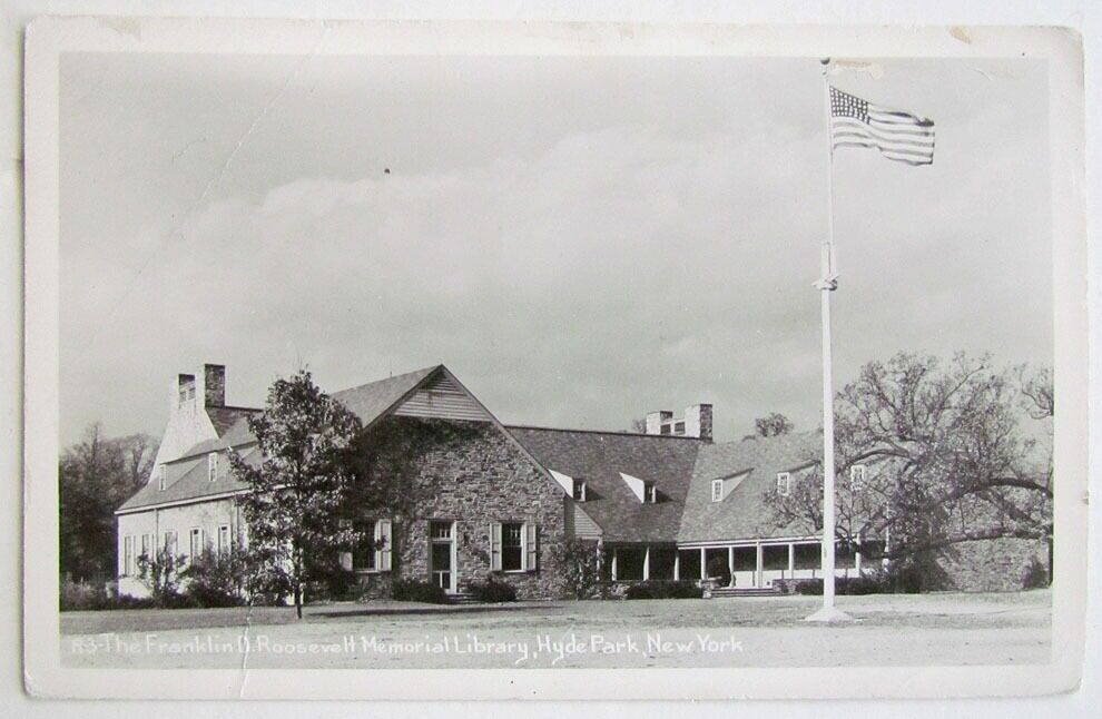 ANTIQUE RPPC REAL PHOTO POSTCARD F.D. ROOSEVELT MEMORIAL LIBRARY HYDE PARK NY