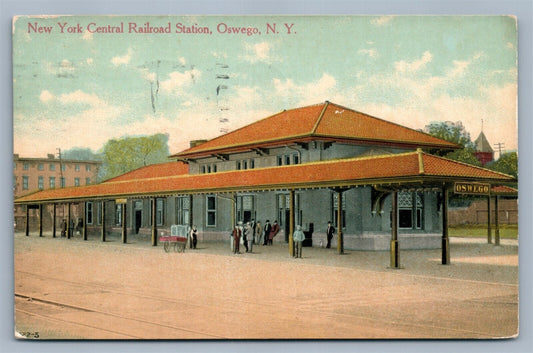 OSWEGO NY RAILROAD STATION ANTIQUE POSTCARD railway train depot