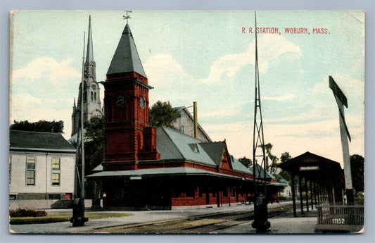 WOBURN MA RAILROAD STATION ANTIQUE POSTCARD RAILWAY DEPOT