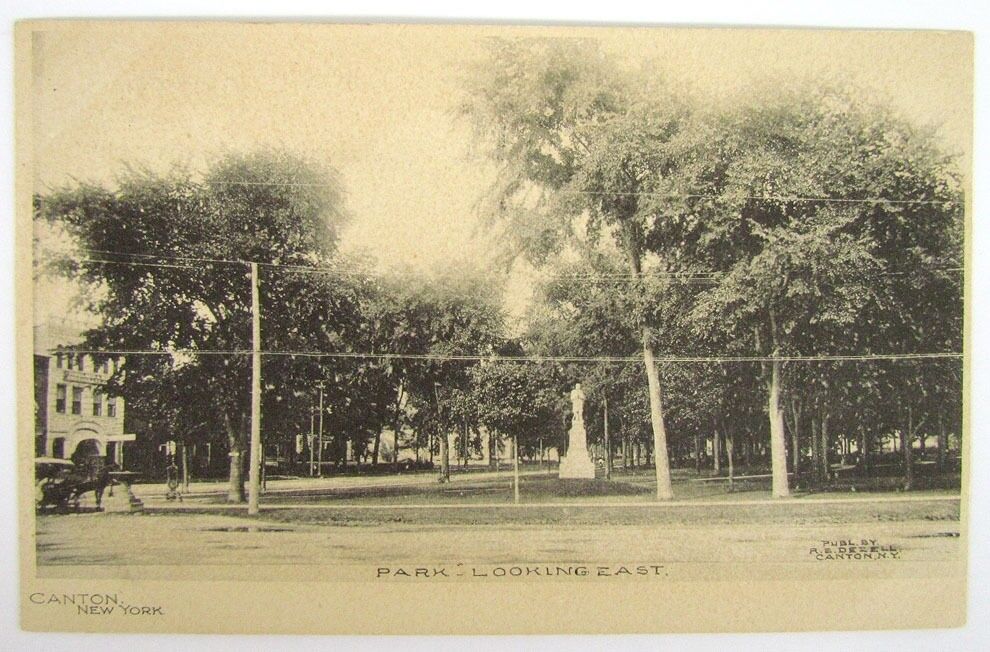 ANTIQUE UNDIVIDED POSTCARD - PARK LOOKING EAST CANTON N.Y.