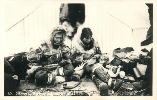 ESKIMO DRILLING IVORY & MAKING MUKLUKS VINTAGE REAL PHOTO POSTCARD RPPC