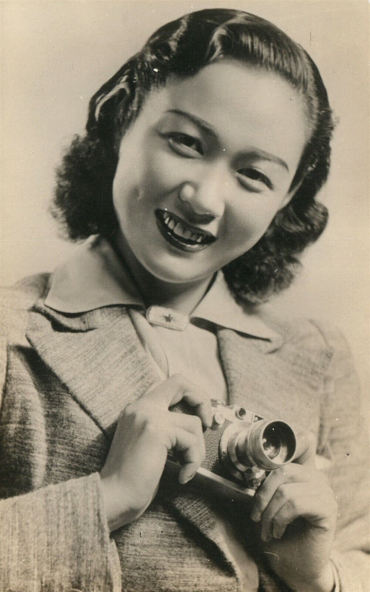 ASIAN GIRL w/ PHOTO CAMERA VINTAGE REAL PHOTO RPPC