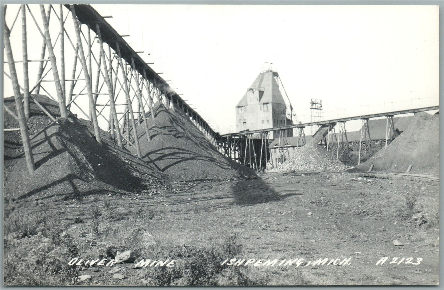 ISHPEMING MI OLIVER MINE VINTAGE REAL PHOTO POSTCARD RPPC