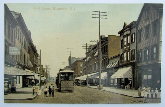 VINTAGE POSTCARD - ELIZABETH NEW JERSEY FIRST STREET SCENE TROLLEY railroad
