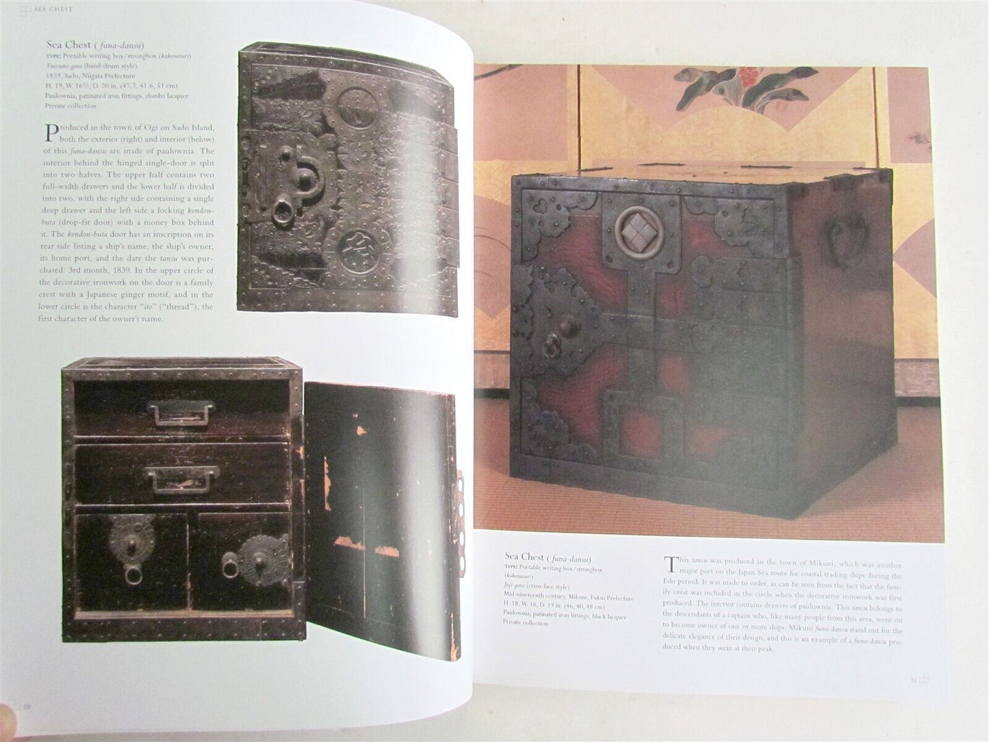 TRADITIONAL JAPANESE CHESTS PHOTO ILLUSTRATED REFERENCE GUIDE by KAZUKO KOIZUMI