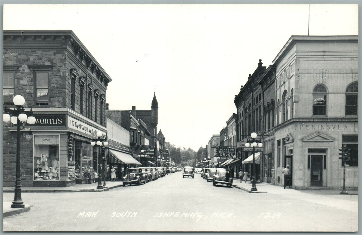 ISHPEMING MI MAIN SOUTH STREET VINTAGE REAL PHOTO POSTCARD RPPC