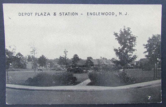 VINTAGE POSTCARD - DEPOT PLAZA & STATION ENGLEWOOD NJ train railway railroad