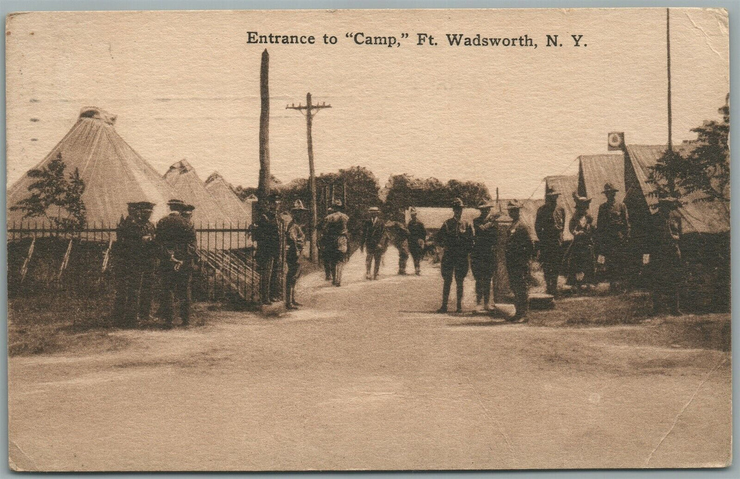 FT. WADSWORTH NY ENTRANCE TO CAMP ANTIQUE POSTCARD