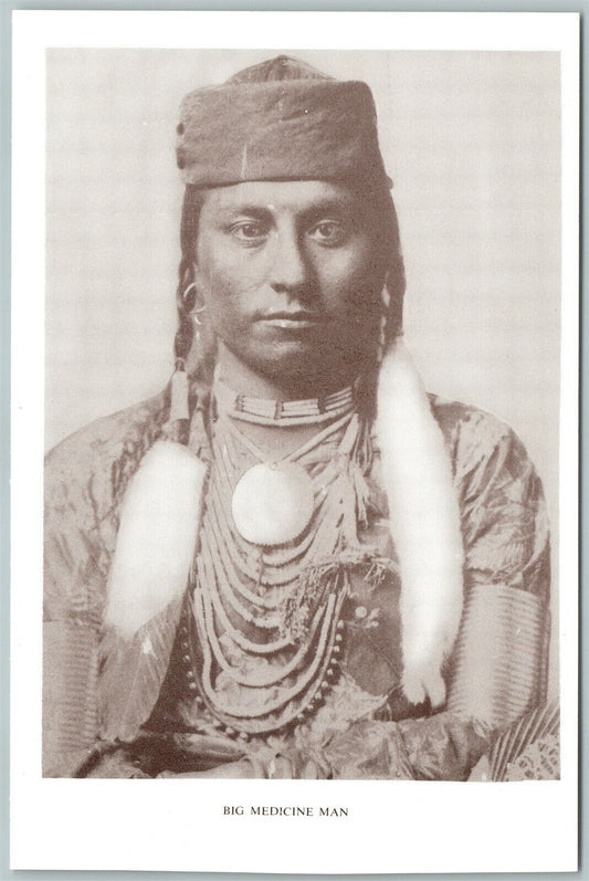 AMERICAN INDIAN BIG MEDICINE MAN UNDIVIDED ANTIQUE POSTCARD