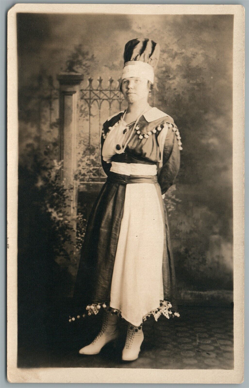 LADY in UNUSUAL DRESS ANTIQUE REAL PHOTO POSTCARD RPPC