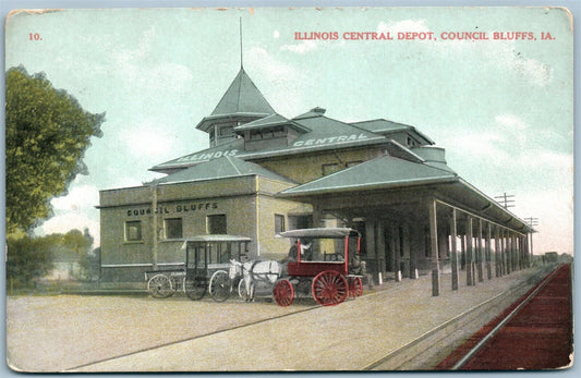 BLUFFS IA RAILROAD STATION RAILWAY TRAIN DEPOT ANTIQUE POSTCARD