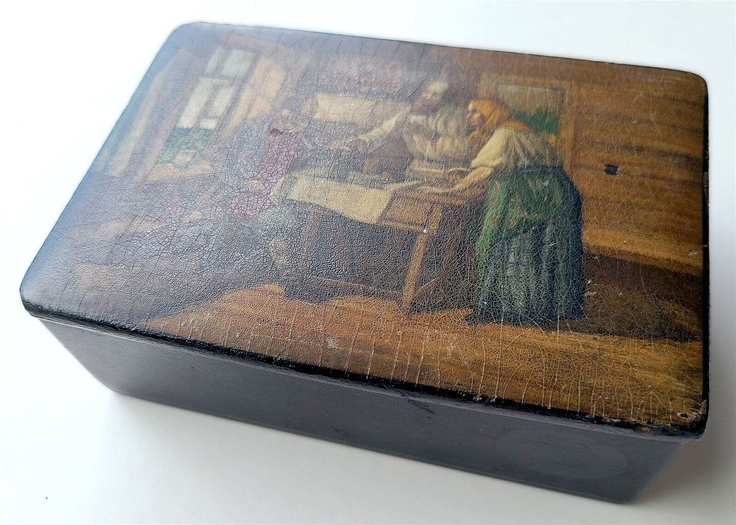 RUSSIAN ANTIQUE LACQUER BOX HAND PAINTED VINTAGE COUNTRY GENRE SCENE